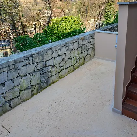 Casa Delle Magnolie Apartment Pedemonte